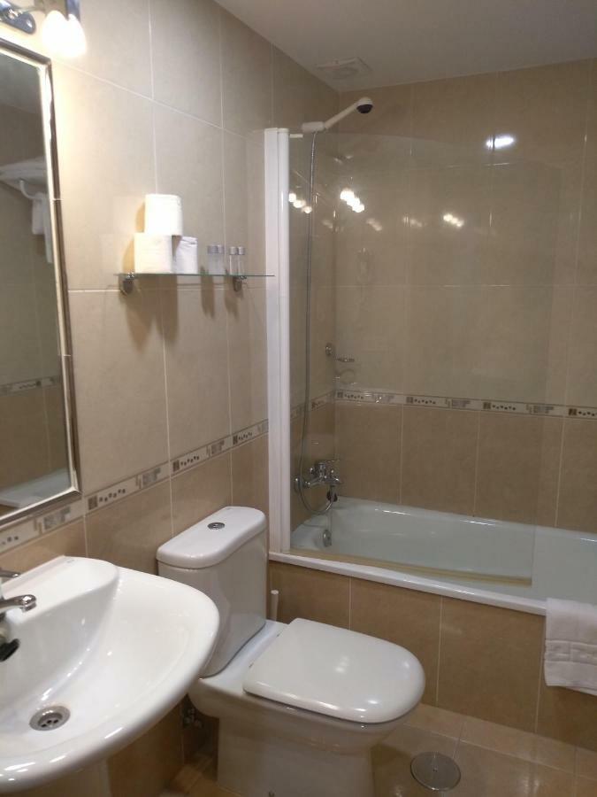Apartamentos Prestin Onís 外观 照片