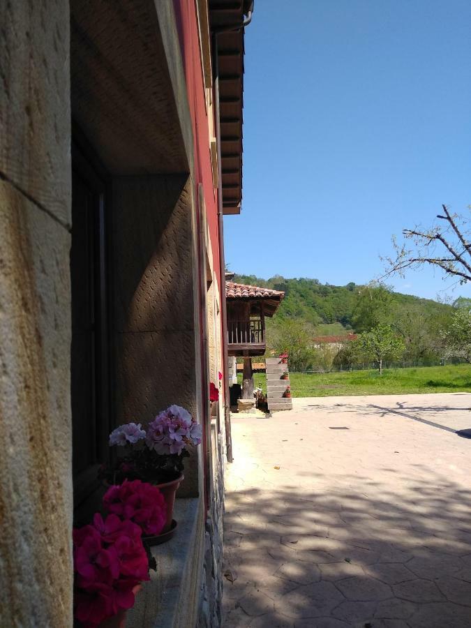 Apartamentos Prestin Onís 外观 照片