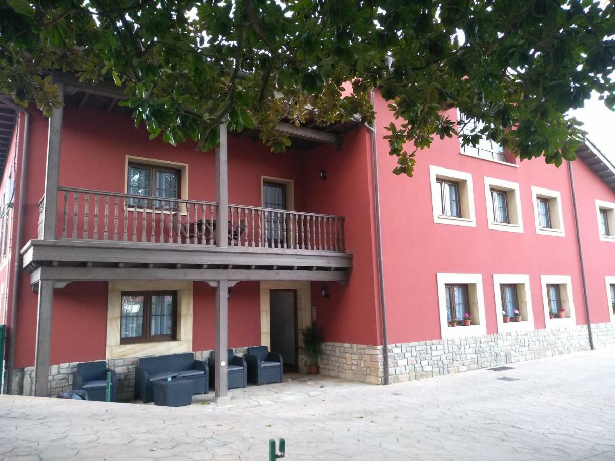 Apartamentos Prestin Onís 外观 照片